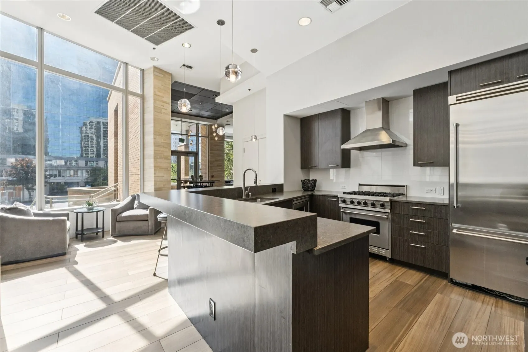 10650 NE 9th Place #1520, Bellevue, WA 98004