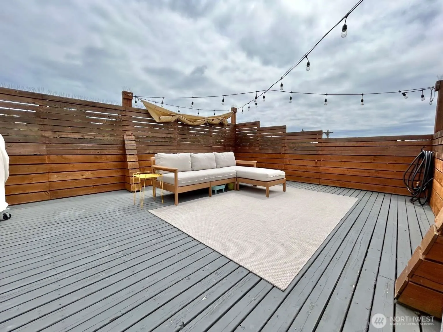 4852 40th Avenue SW #B, Seattle, WA 98116