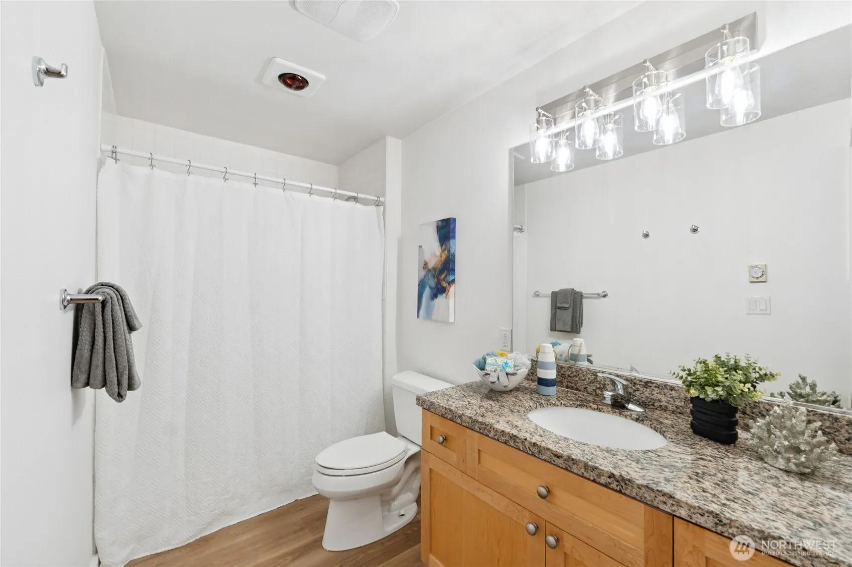 2331 42nd Avenue SW #414, Seattle, WA 98116