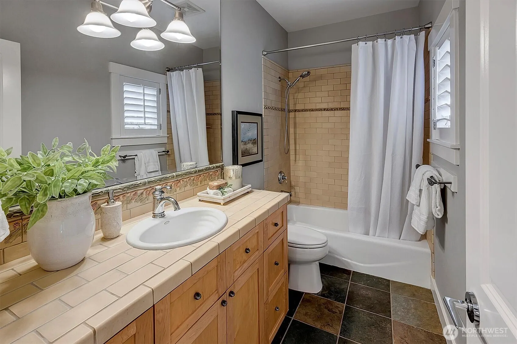 5214 243rd Place NE, Redmond, WA 98053-8457