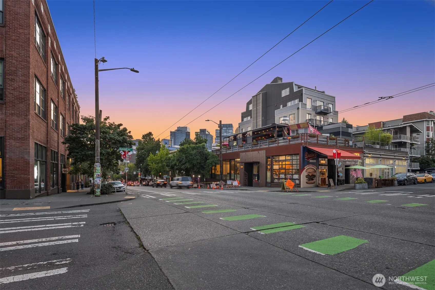 1616 Summit Avenue #N203, Seattle, WA 98122