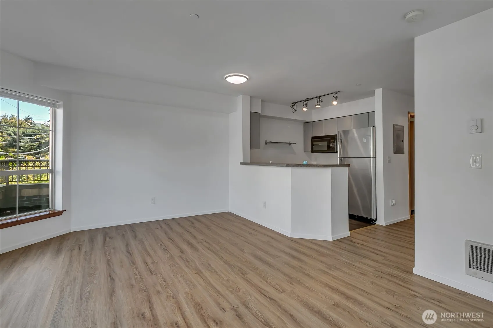 1125 E Olive Street #203, Seattle, WA 98122