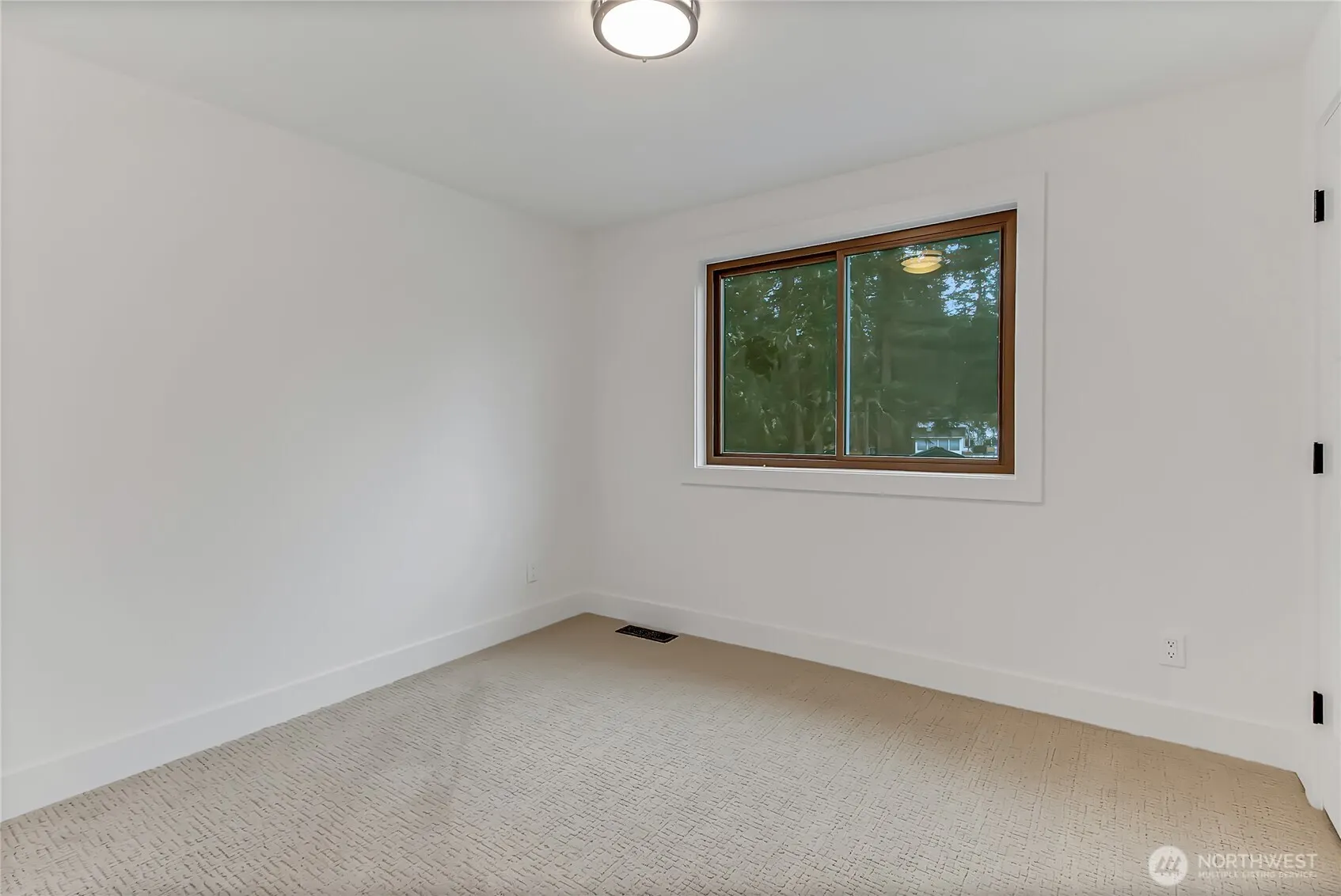 32401 195th Avenue SE, Kent, WA 98042