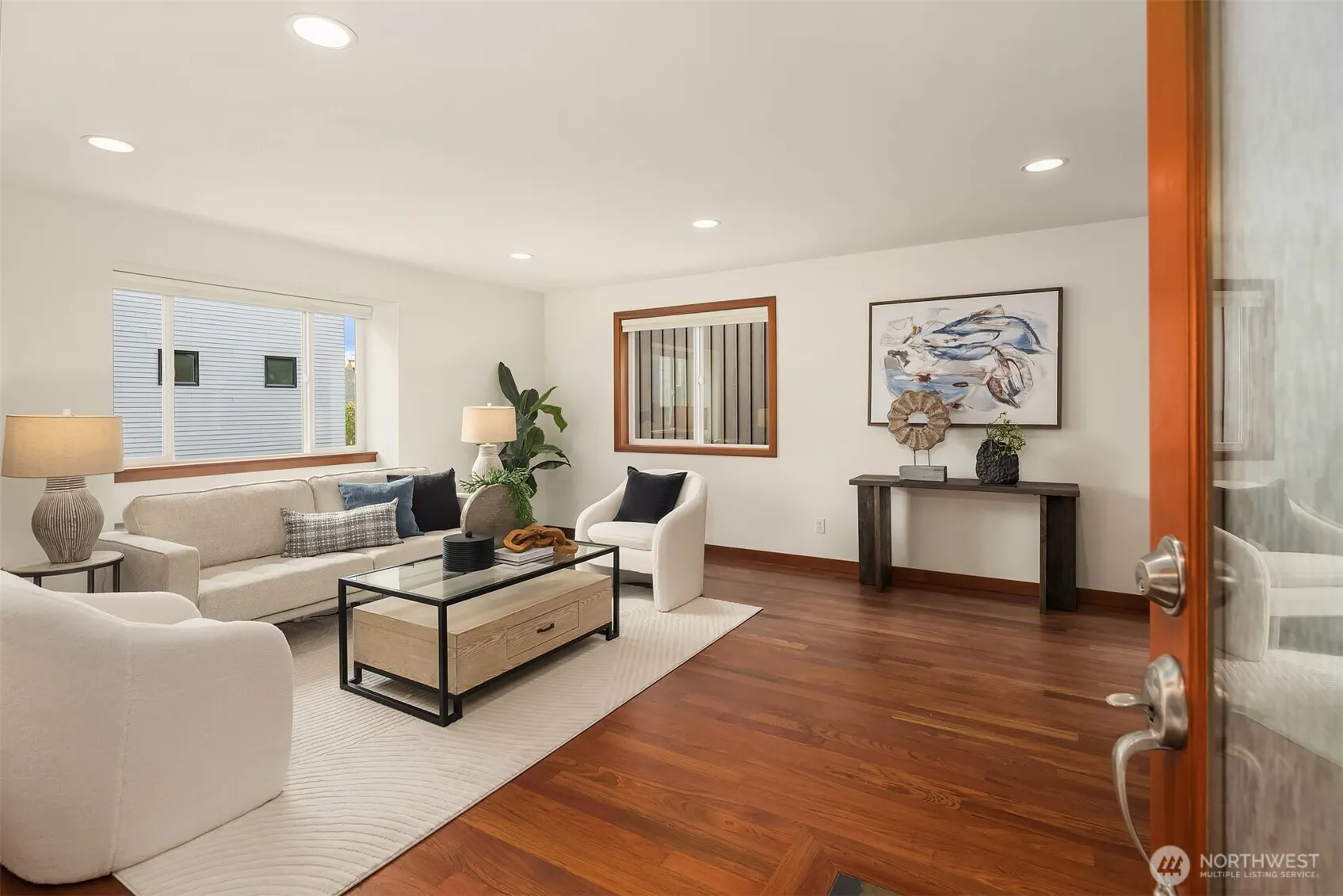 1915 9th Avenue W, Seattle, WA 98119