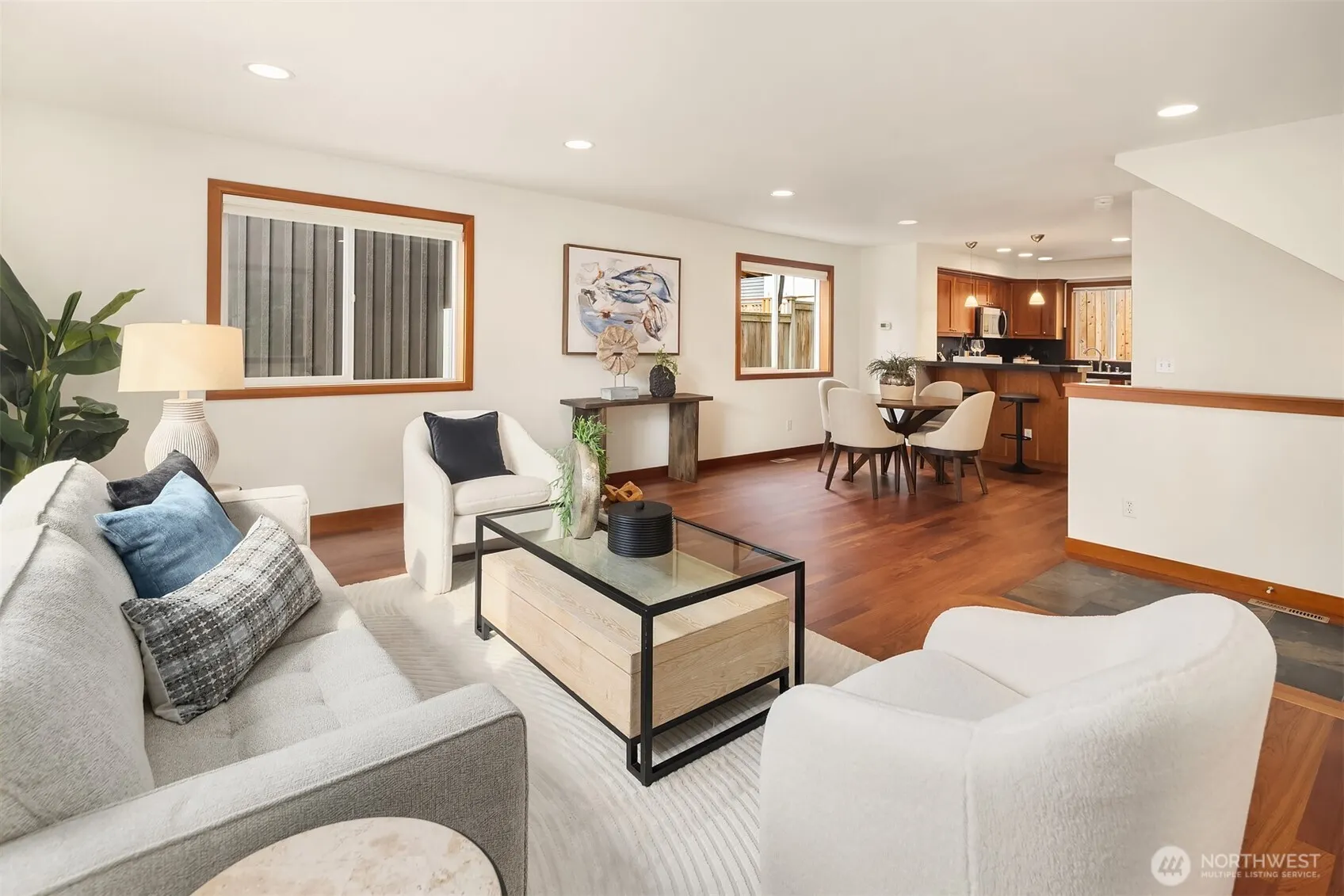 1915 9th Avenue W, Seattle, WA 98119