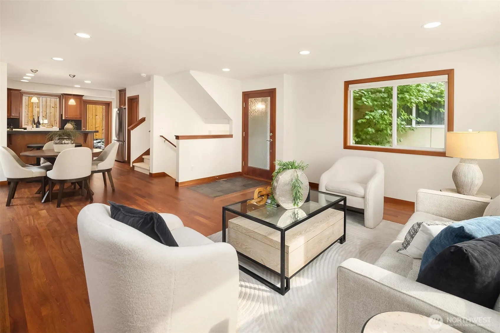 1915 9th Avenue W, Seattle, WA 98119