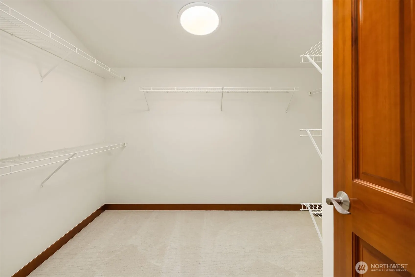 1915 9th Avenue W, Seattle, WA 98119
