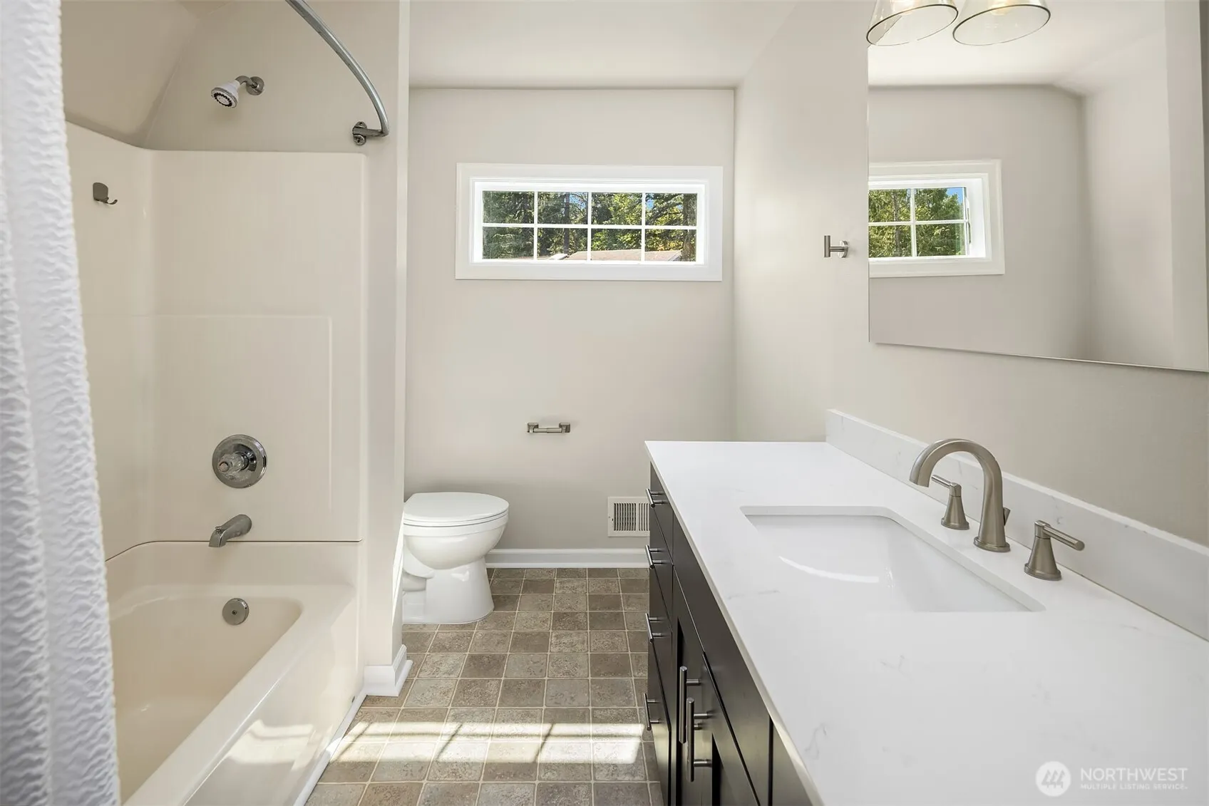 2808 Kennewick Place NE, Renton, WA 98056