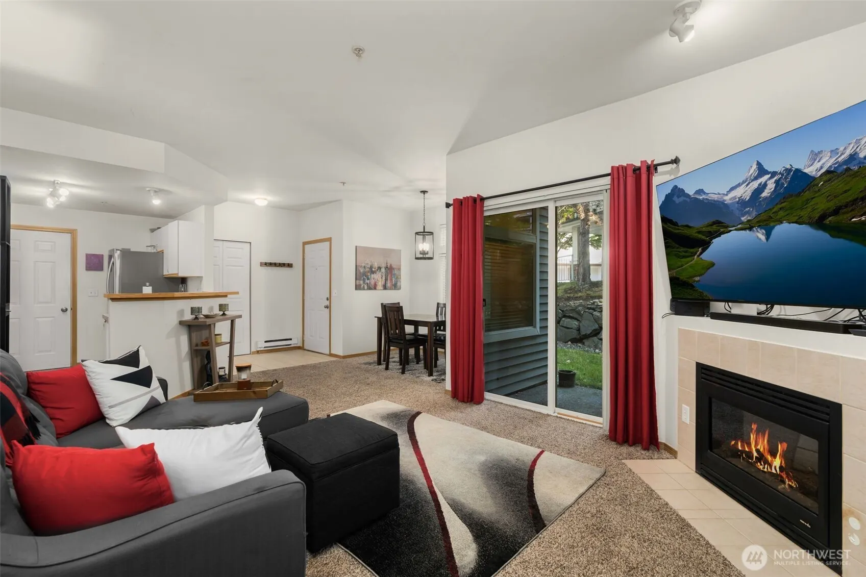 21917 42nd Avenue S #101, Kent, WA 98032