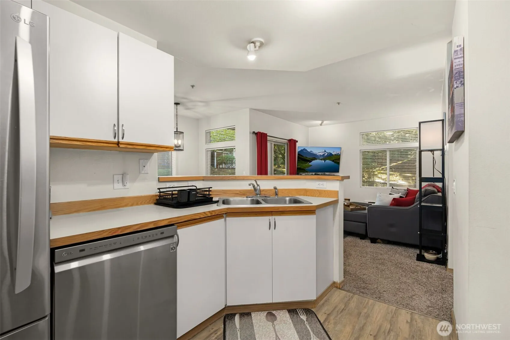 21917 42nd Avenue S #101, Kent, WA 98032
