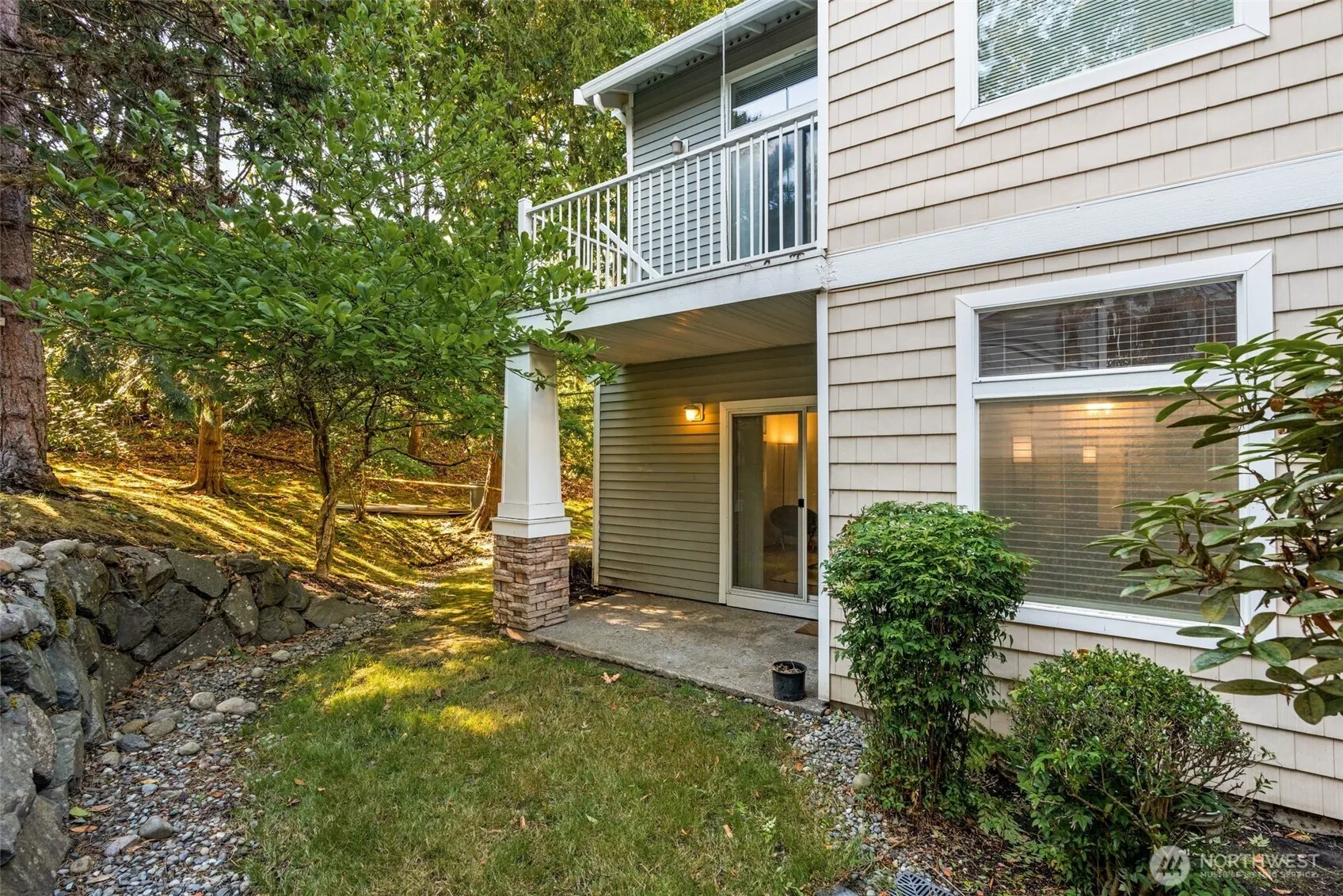 21917 42nd Avenue S #101, Kent, WA 98032