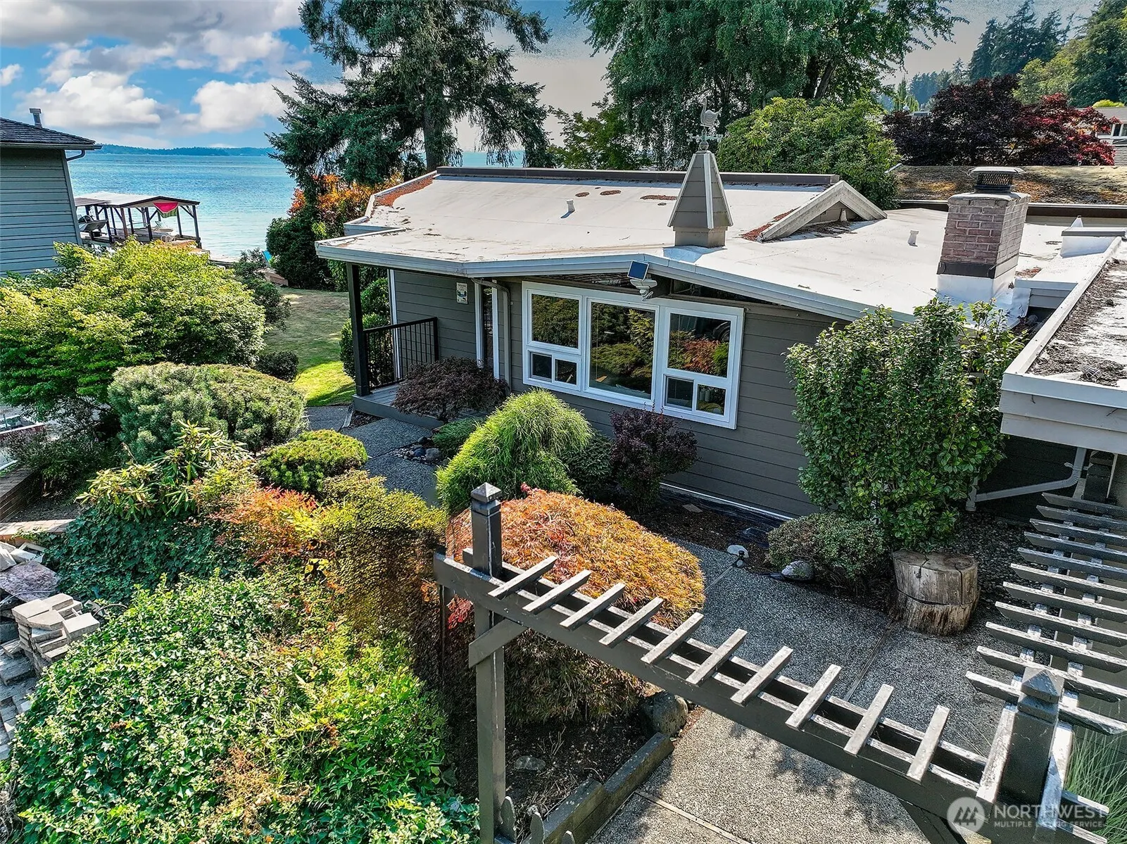 9003 NE Juanita Lane , Kirkland, WA 98034