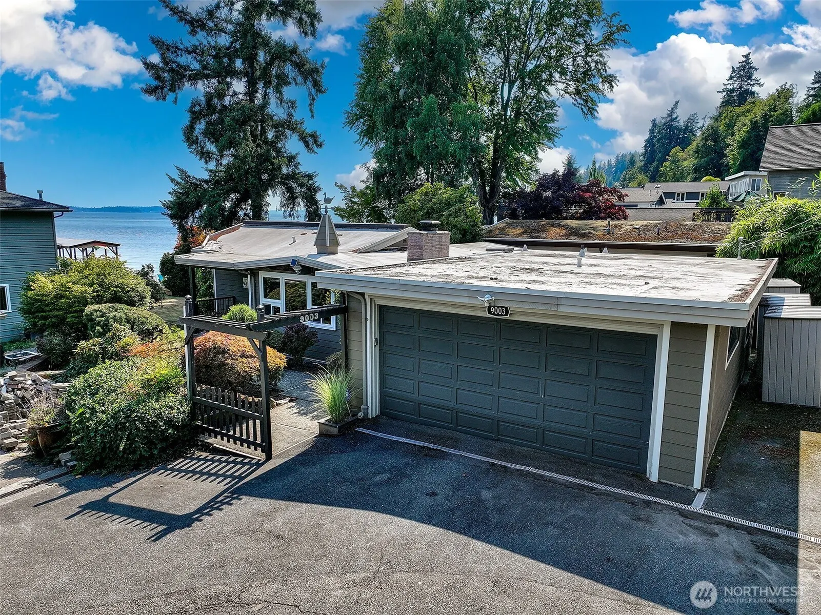 9003 NE Juanita Lane , Kirkland, WA 98034