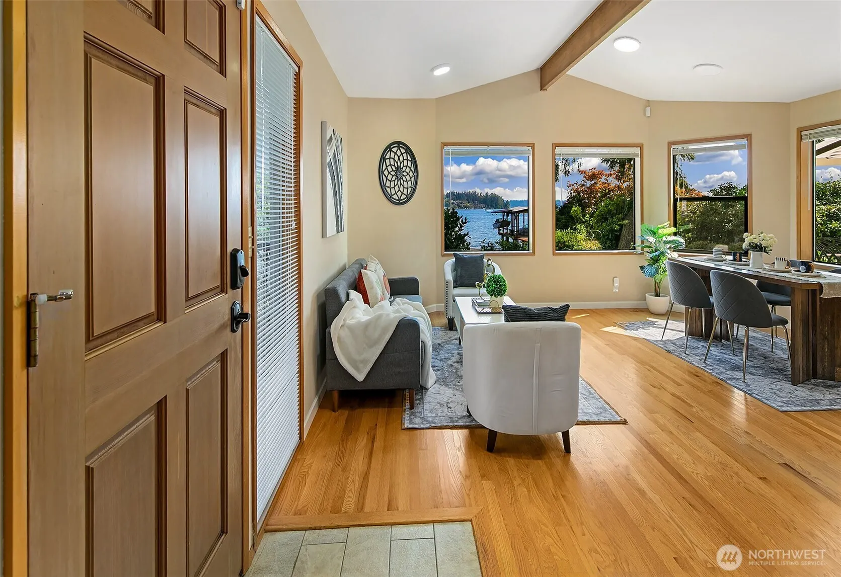 9003 NE Juanita Lane , Kirkland, WA 98034