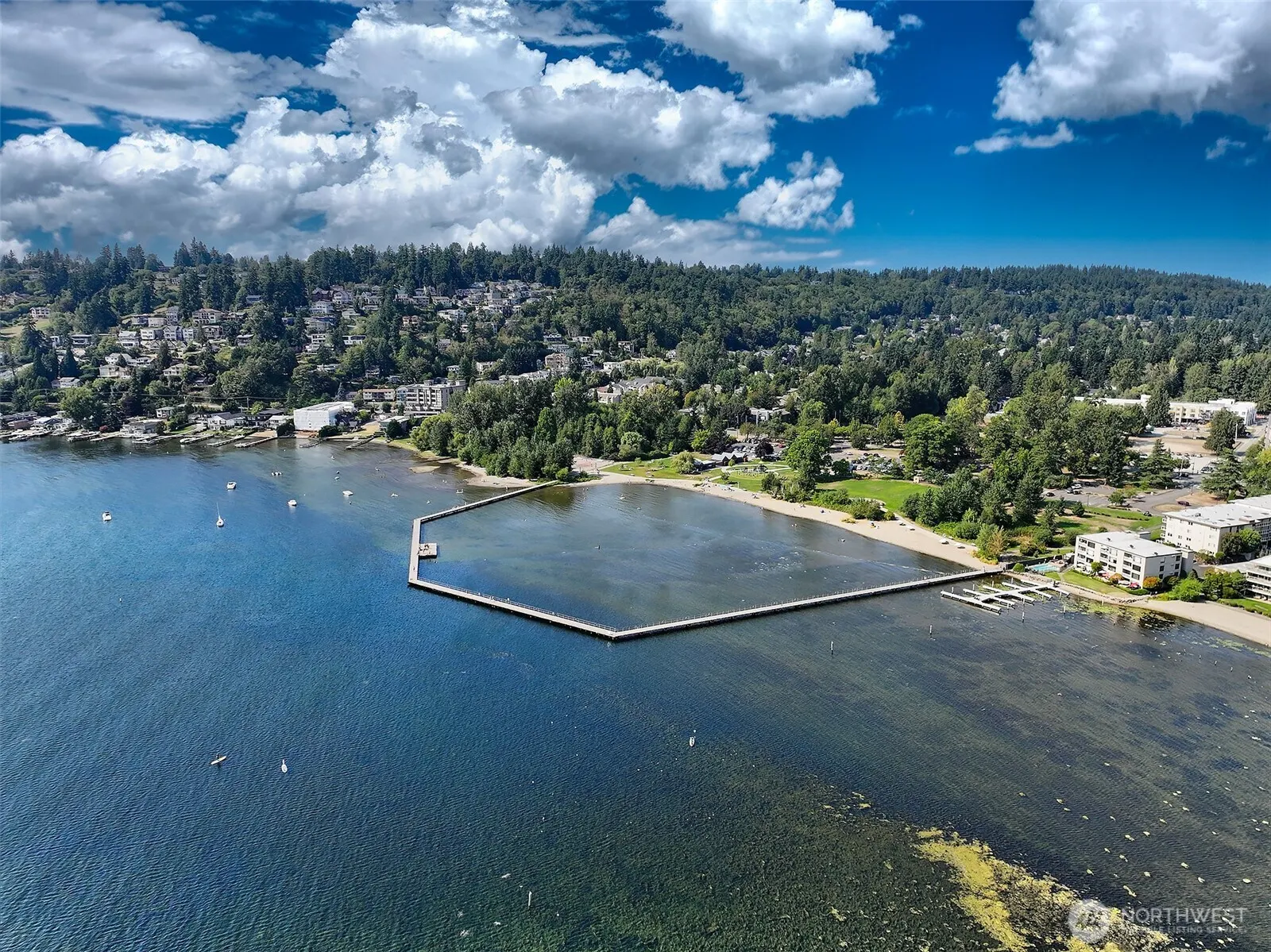 9003 NE Juanita Lane , Kirkland, WA 98034