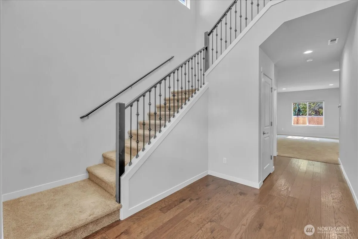 224 157th Place SW, Lynnwood, WA 98087