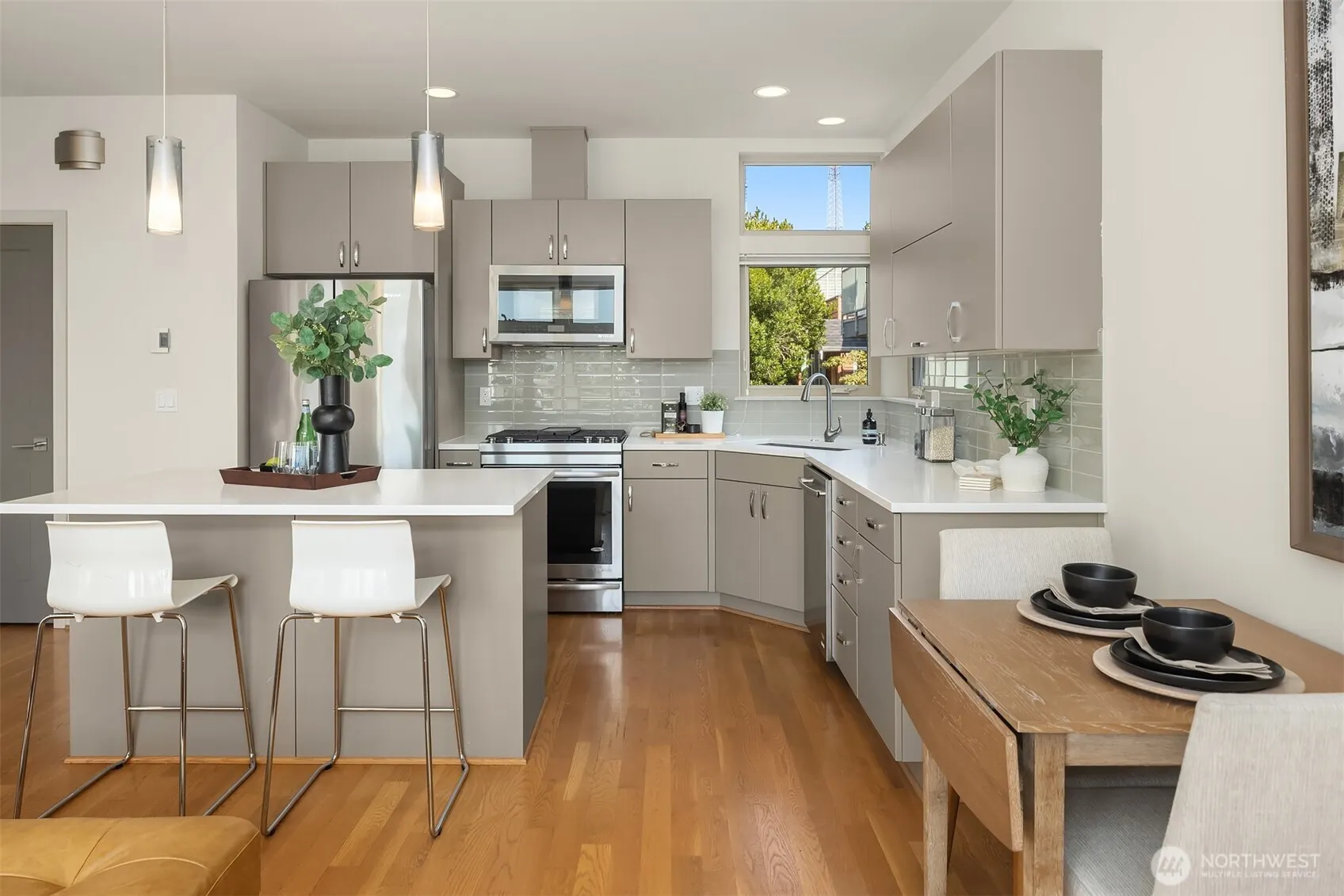1704 E Marion Street , Seattle, WA 98122