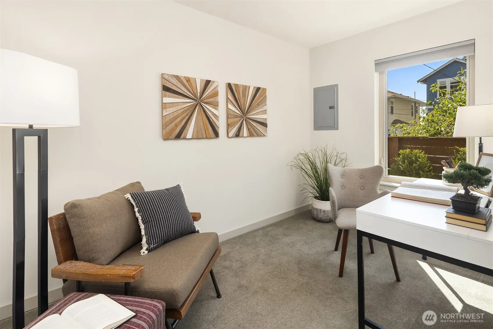 1704 E Marion Street , Seattle, WA 98122