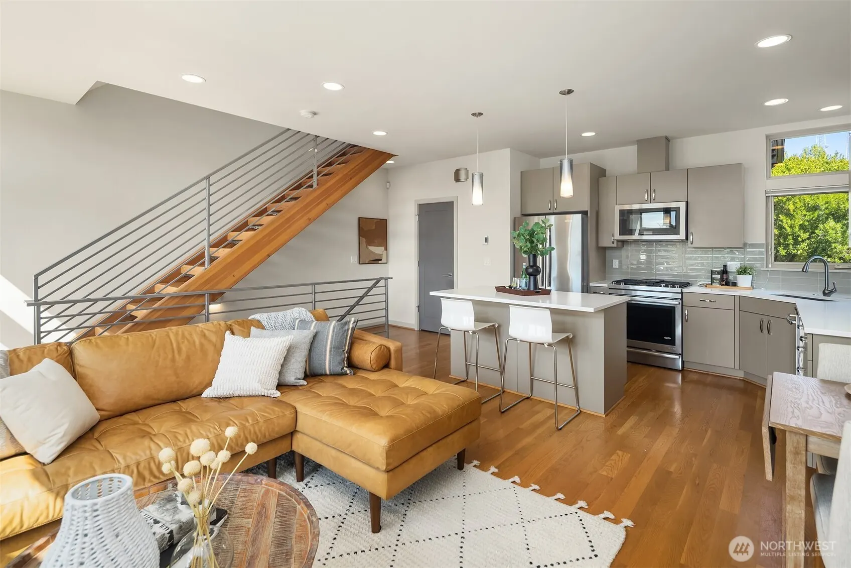 1704 E Marion Street , Seattle, WA 98122