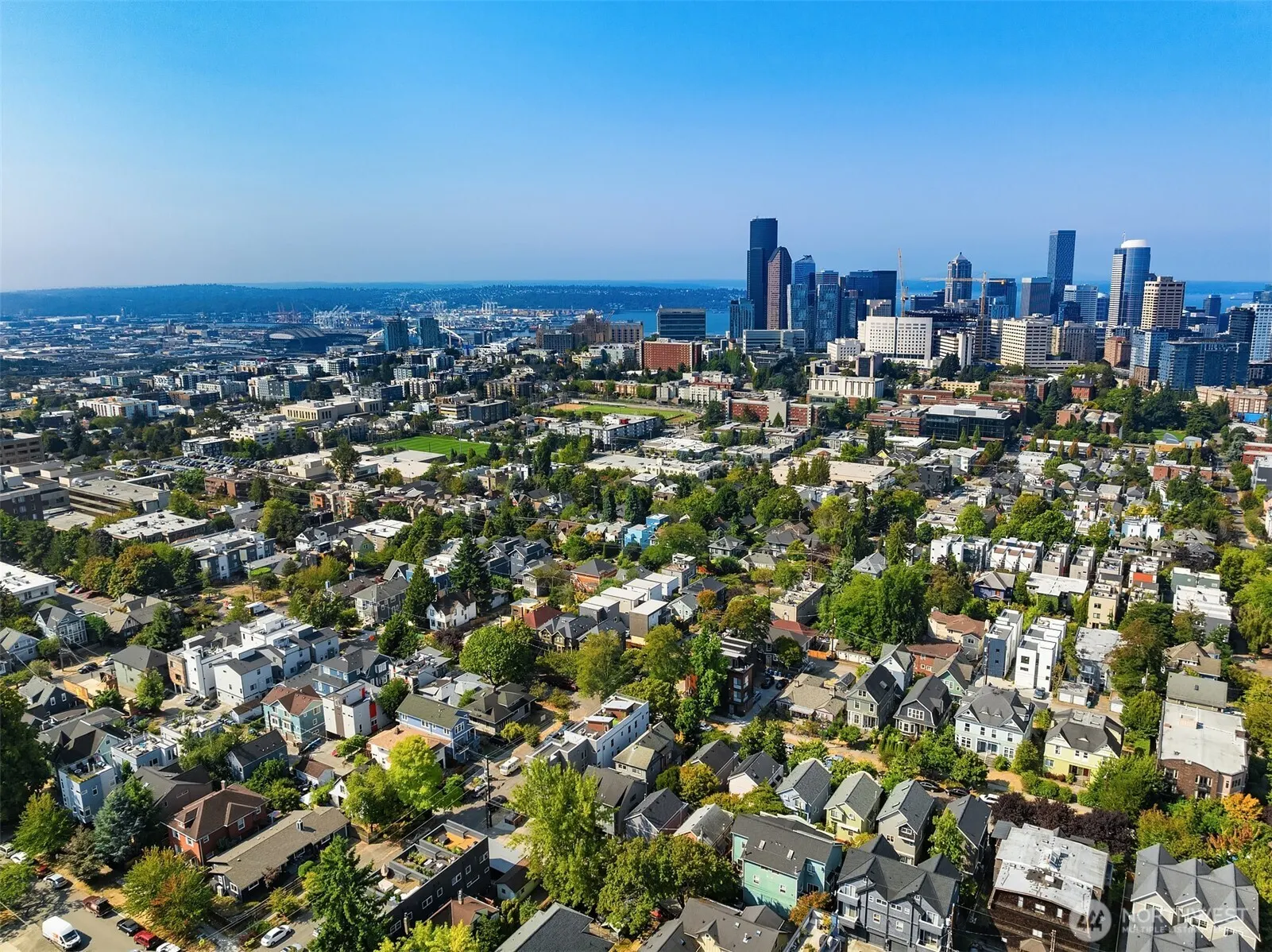 1704 E Marion Street , Seattle, WA 98122