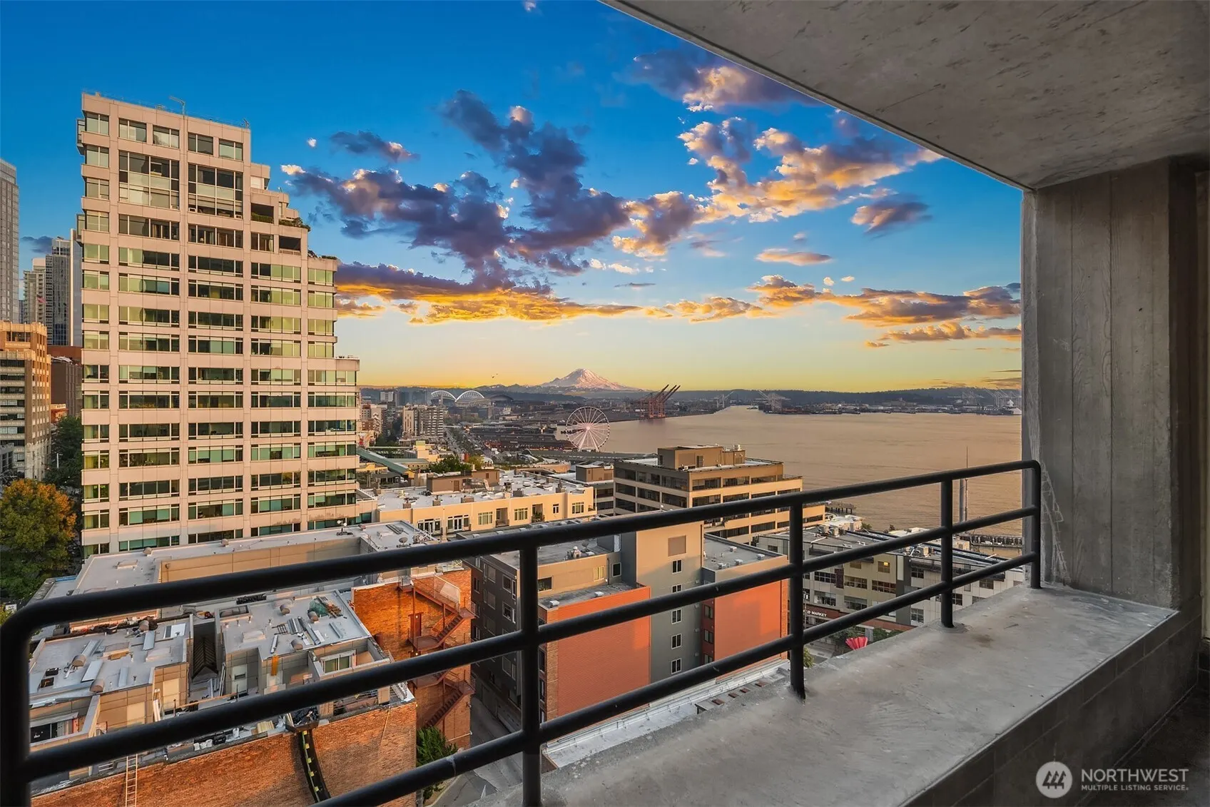 2125 1st Avenue #1205, Seattle, WA 98121