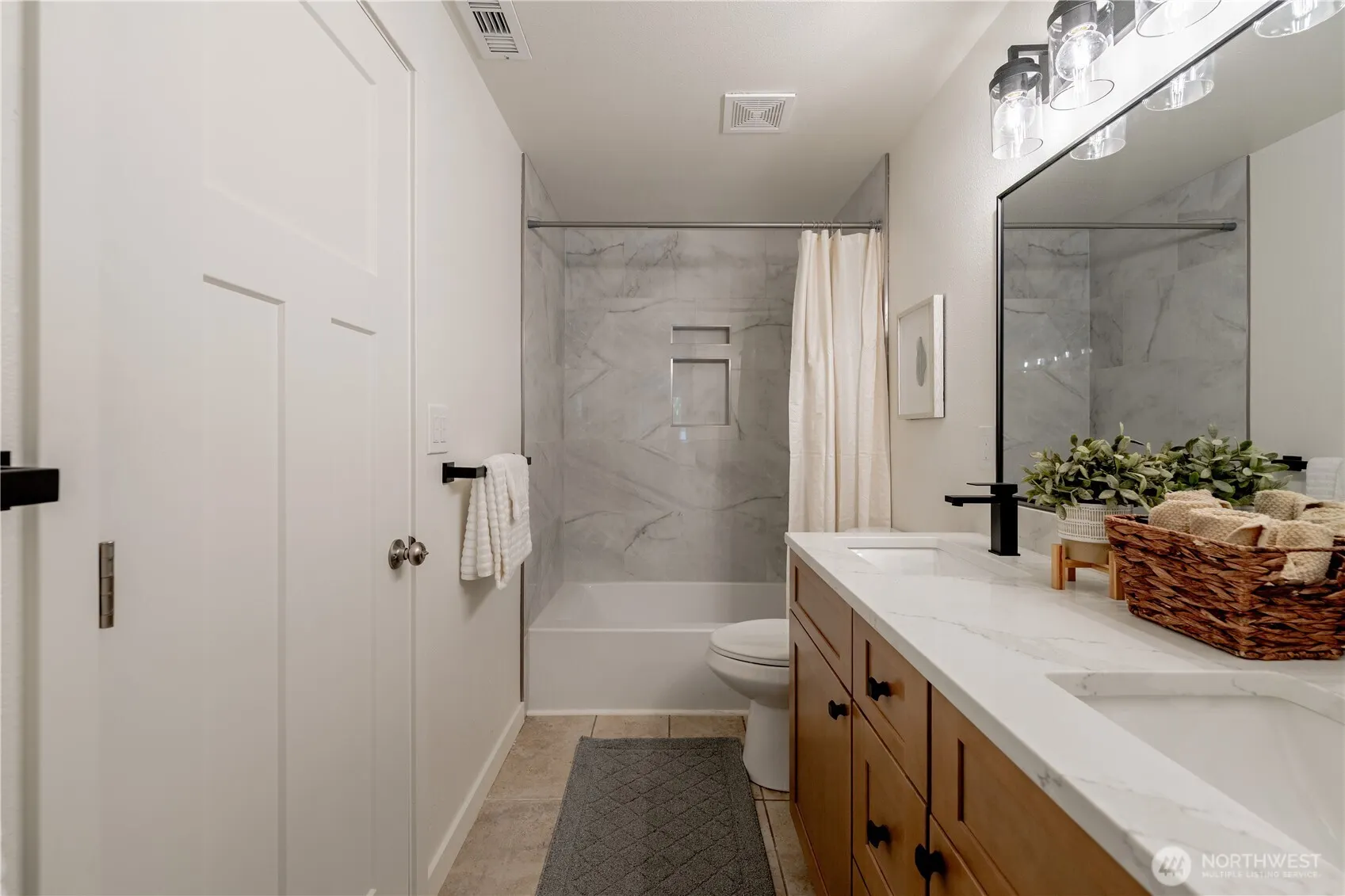 17311 NE 156th Street , Woodinville, WA 98072