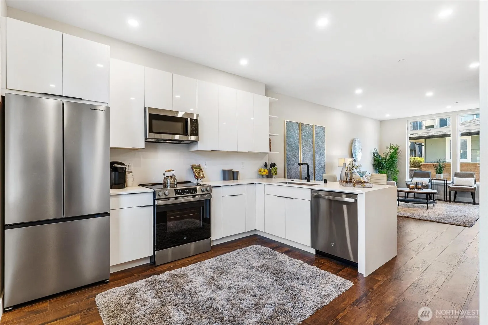 7146 47th Avenue SW, Seattle, WA 98136