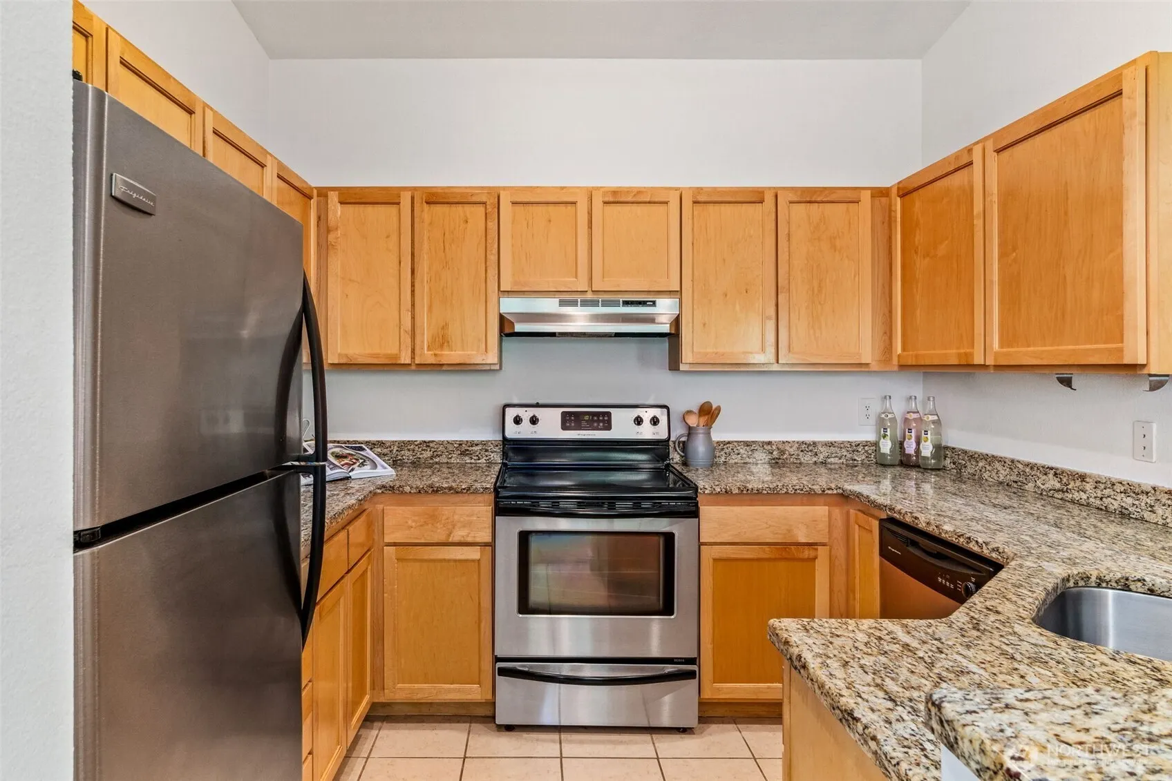9822 NE 122nd Street #U302, Kirkland, WA 98034