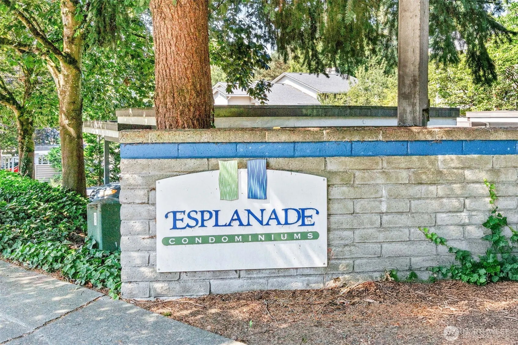 9822 NE 122nd Street #U302, Kirkland, WA 98034