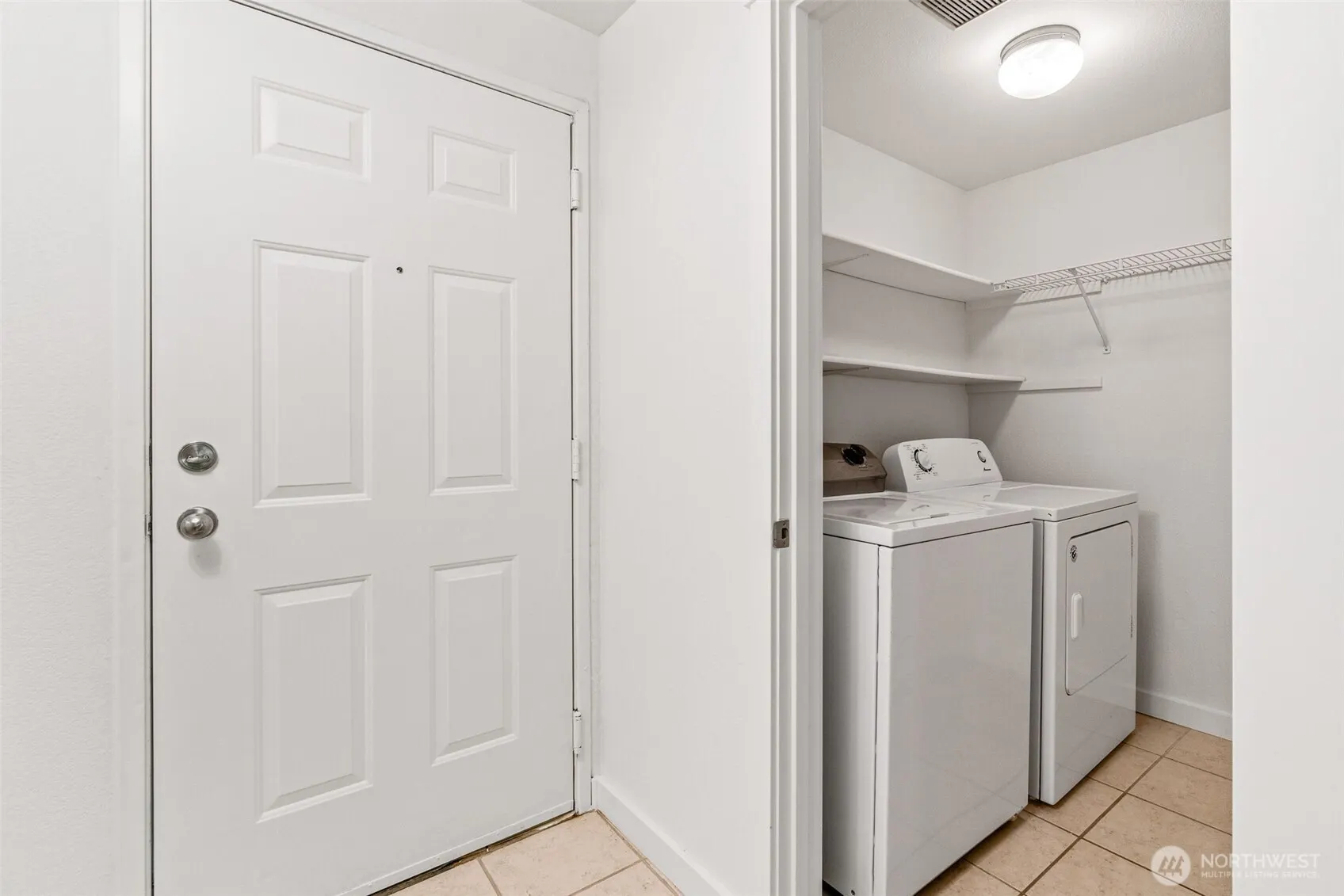 9822 NE 122nd Street #U302, Kirkland, WA 98034