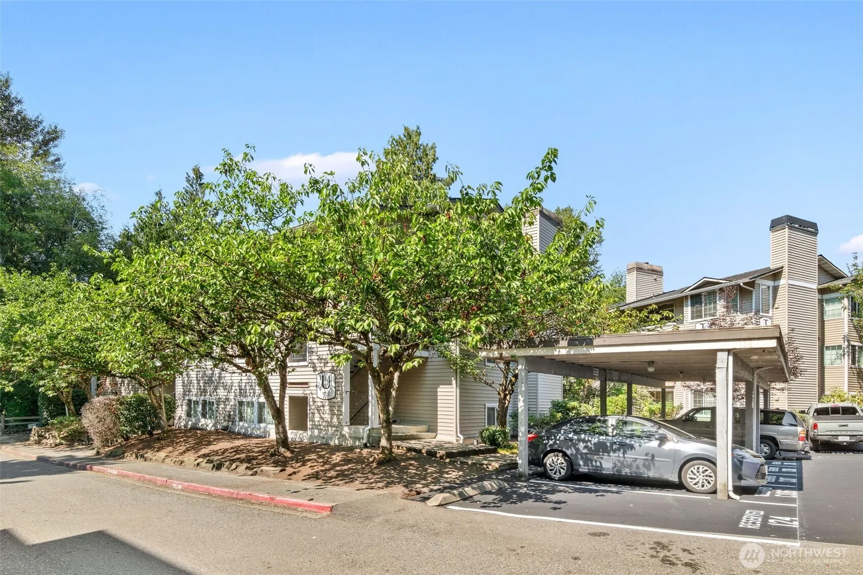 9822 NE 122nd Street #U302, Kirkland, WA 98034