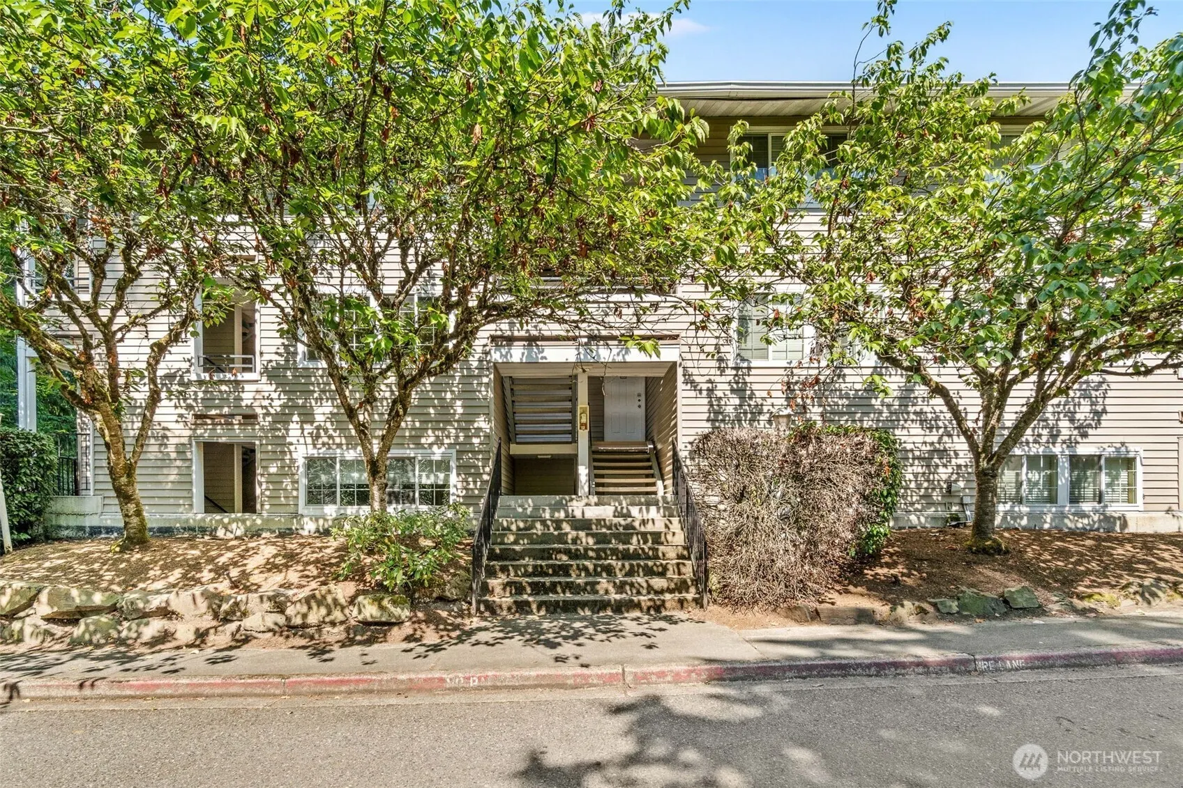 9822 NE 122nd Street #U302, Kirkland, WA 98034