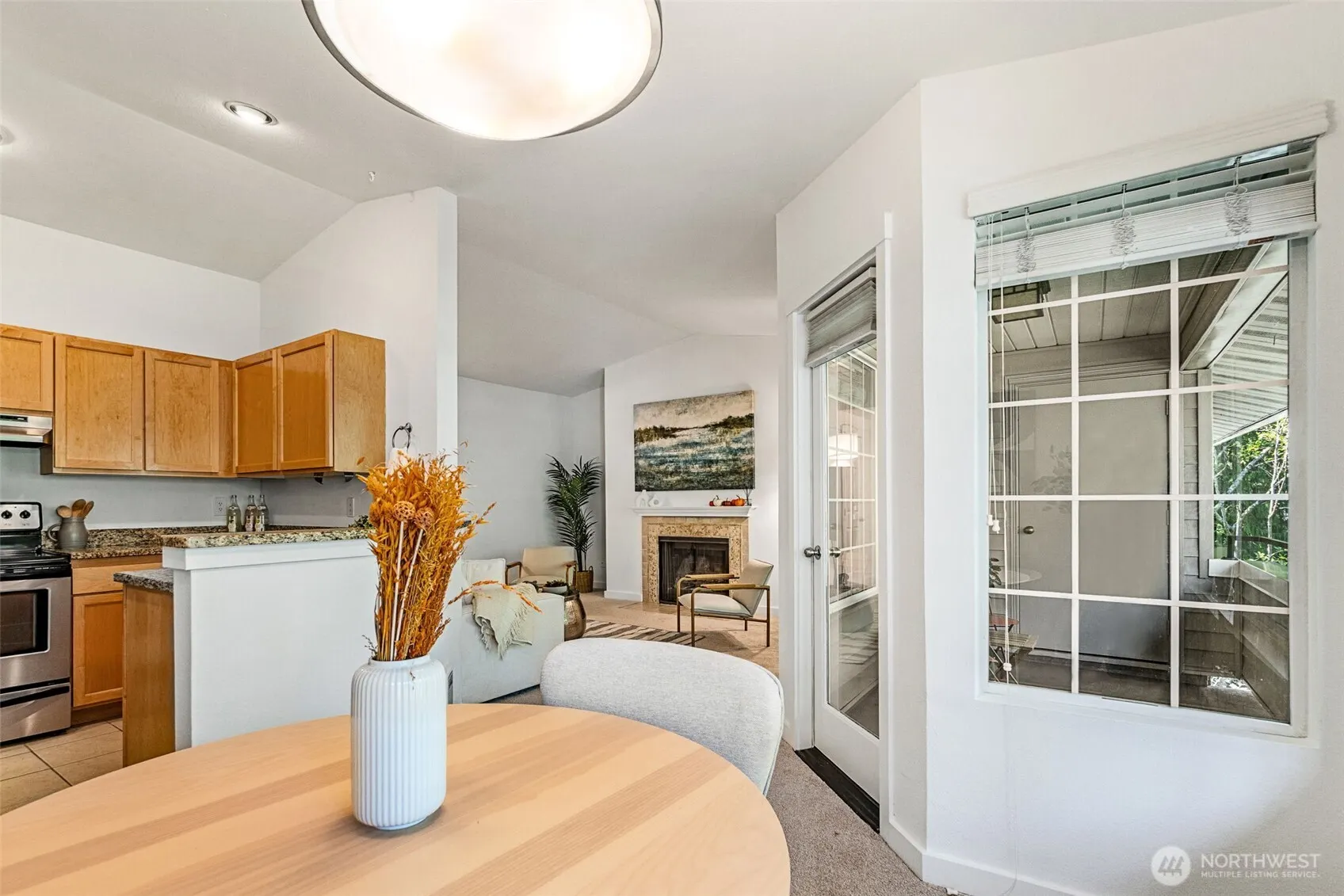 9822 NE 122nd Street #U302, Kirkland, WA 98034