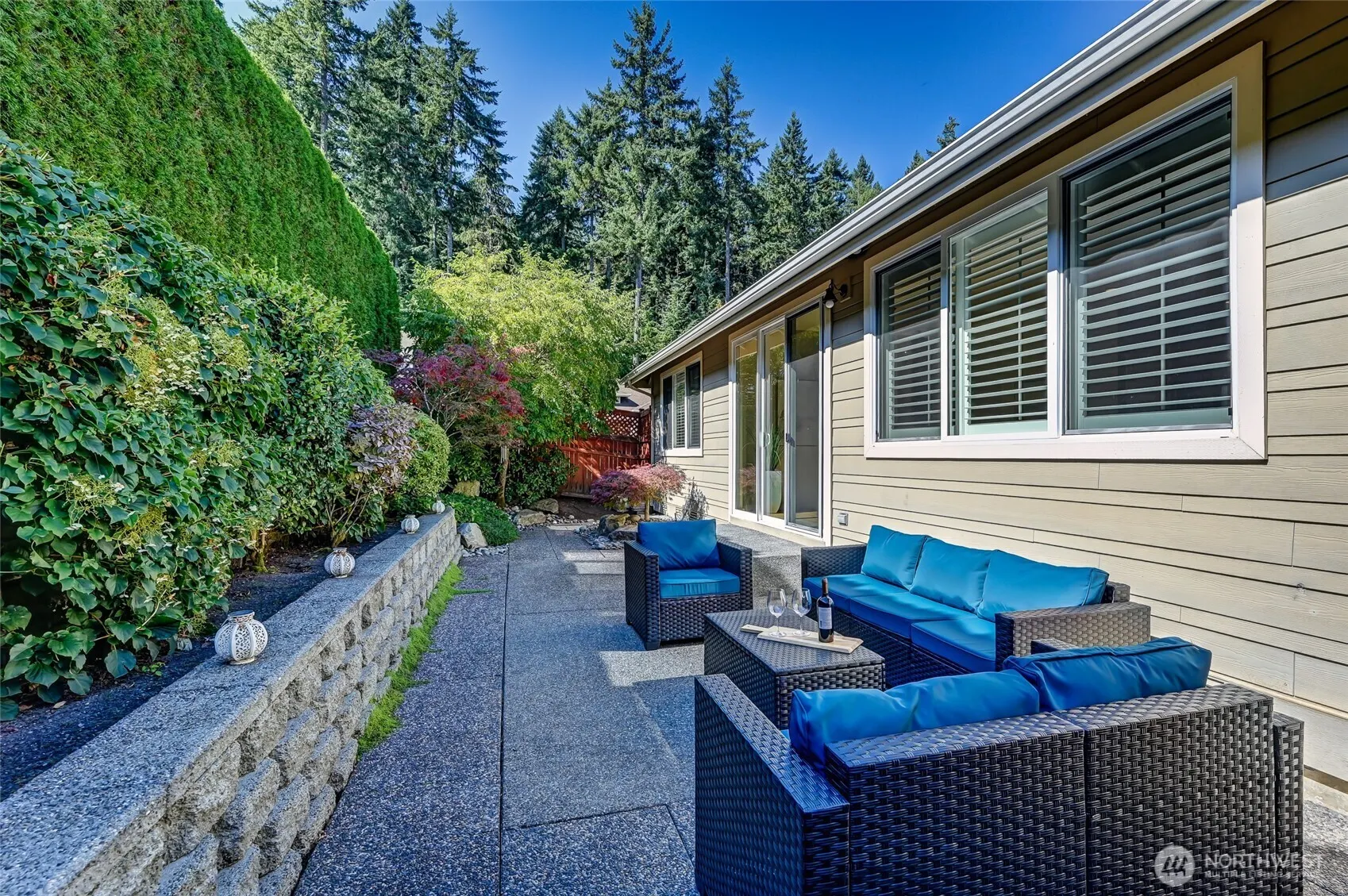 22841 NE 130th Street , Redmond, WA 98053