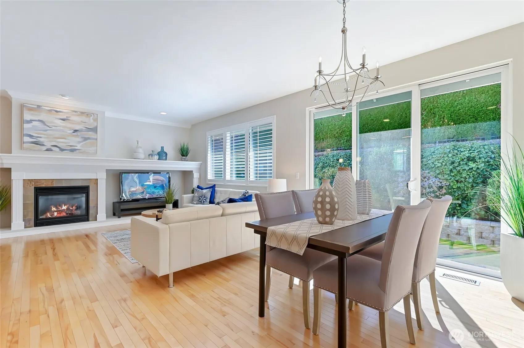 22841 NE 130th Street , Redmond, WA 98053