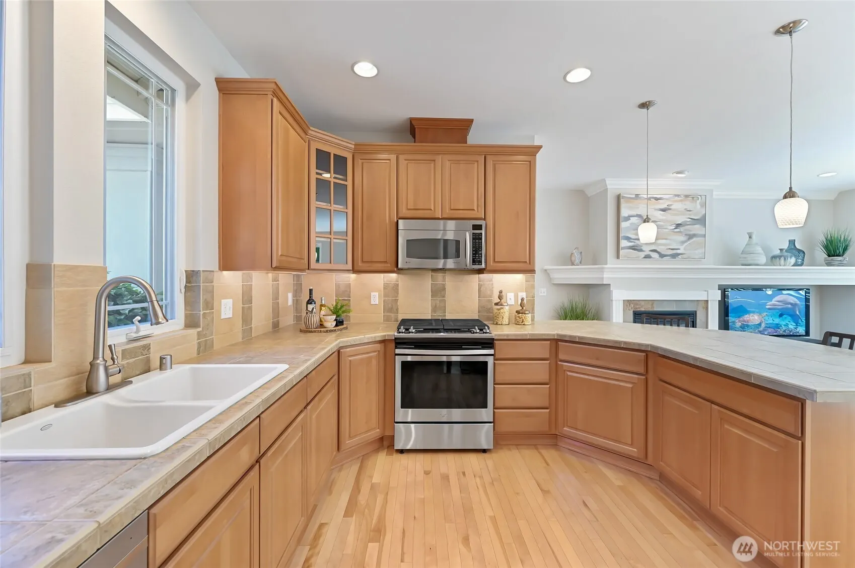 22841 NE 130th Street , Redmond, WA 98053