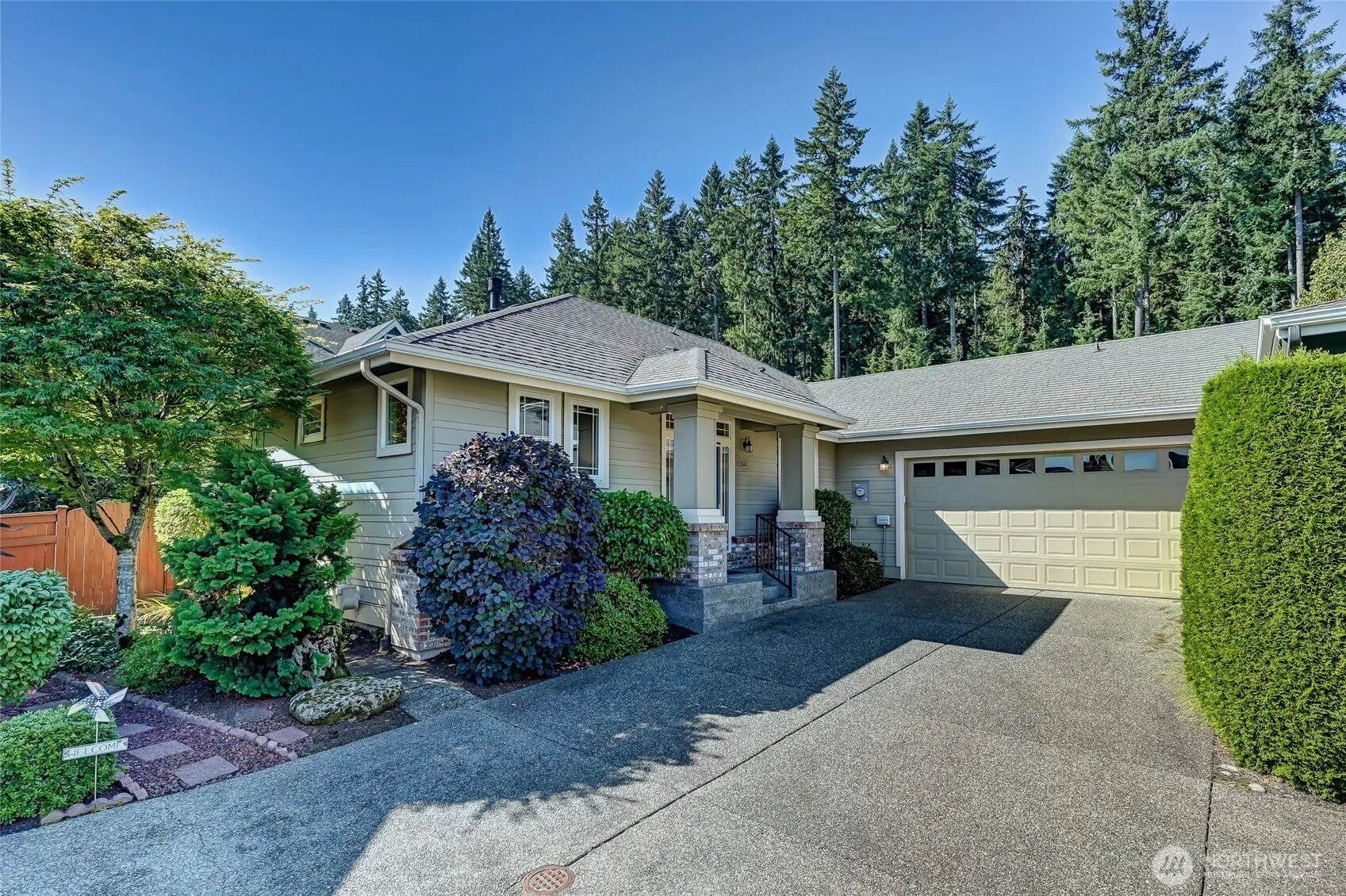 22841 NE 130th Street , Redmond, WA 98053