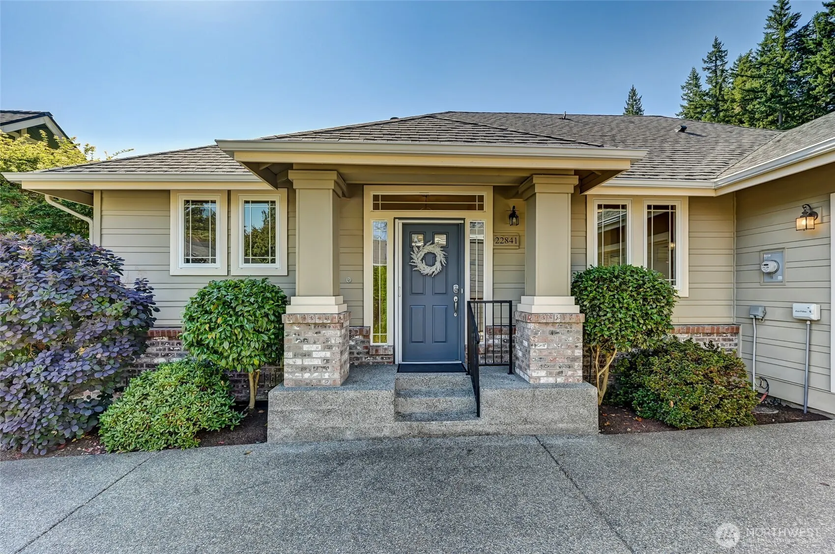 22841 NE 130th Street , Redmond, WA 98053
