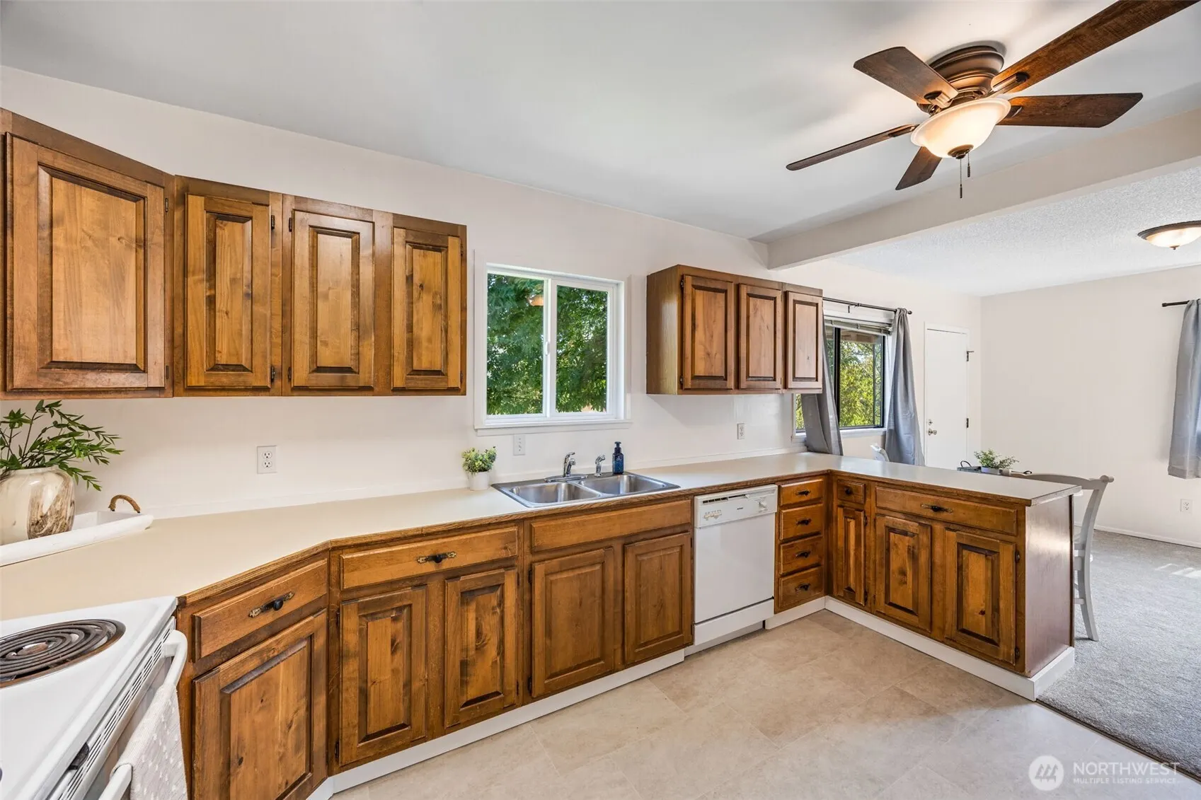 7321 31st Avenue SW, Seattle, WA 98126