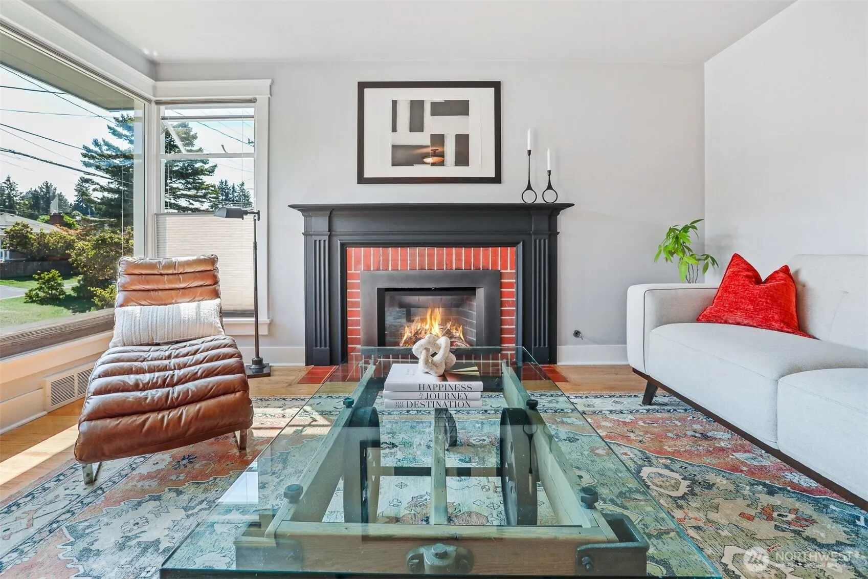 2617 32nd Avenue W, Seattle, WA 98199