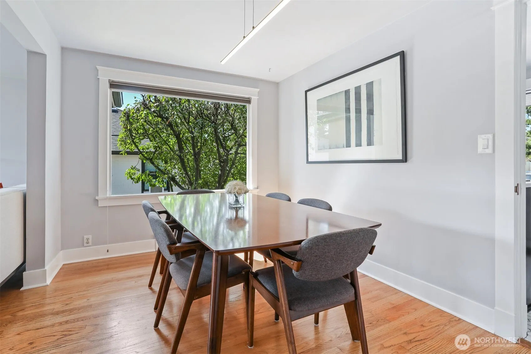 2617 32nd Avenue W, Seattle, WA 98199