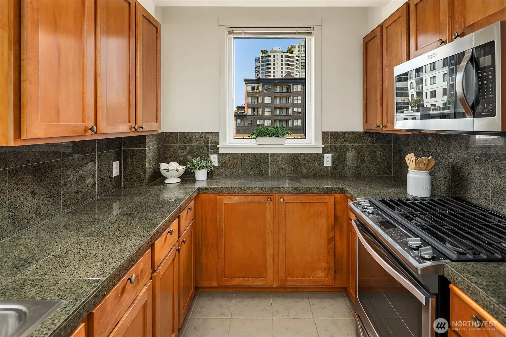 2607 Western Avenue #511, Seattle, WA 98121