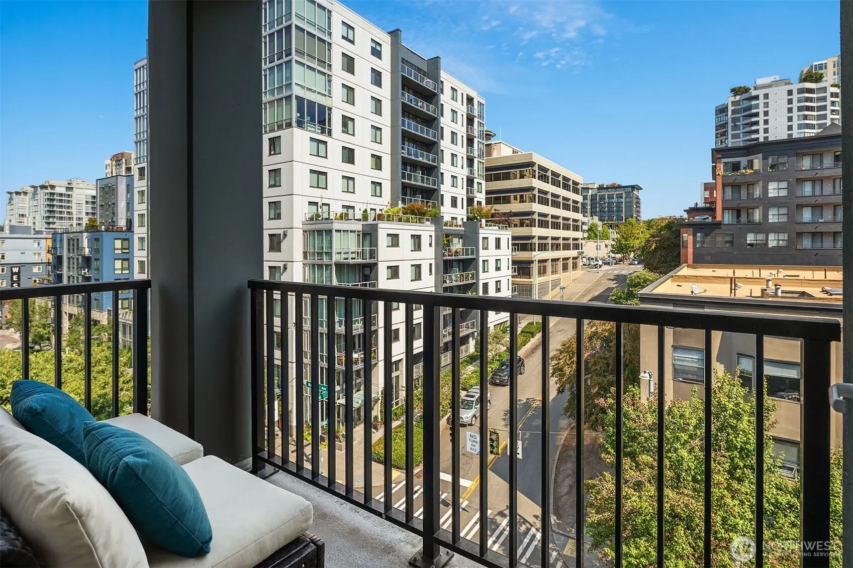 2607 Western Avenue #511, Seattle, WA 98121