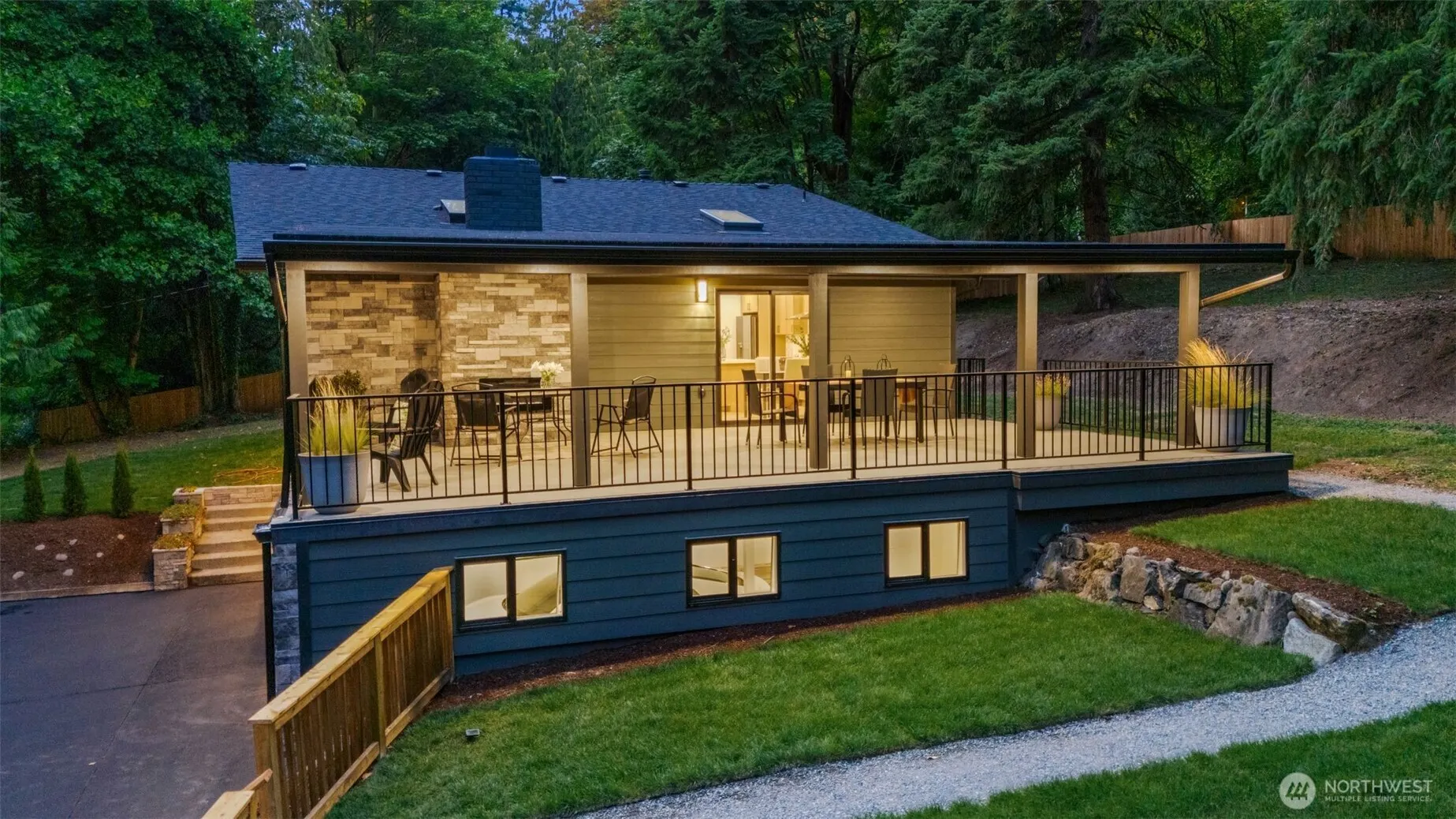 14838 SE 200th , Renton, WA 98059
