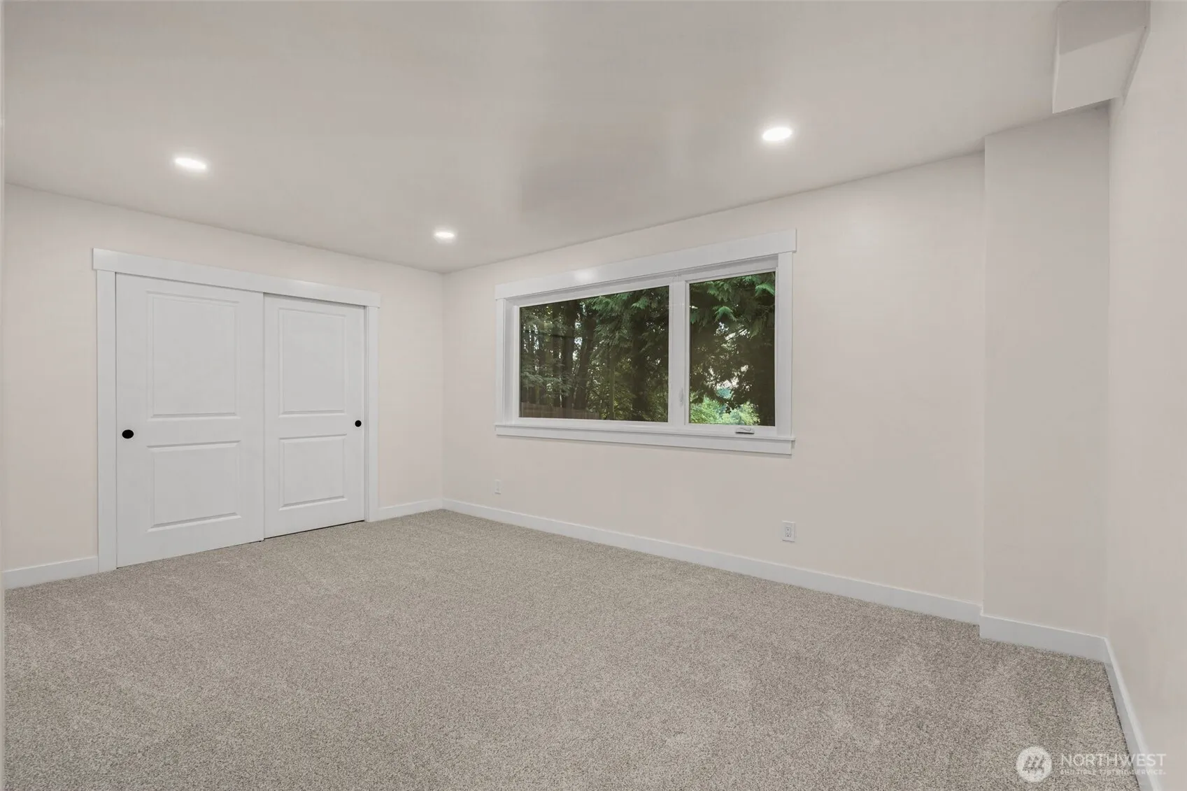 14838 SE 200th , Renton, WA 98059