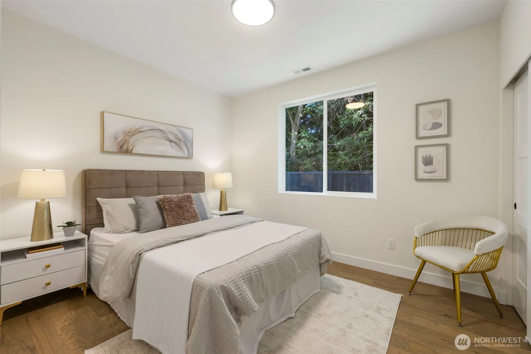 13332 Lake Road , Lynnwood, WA 98087