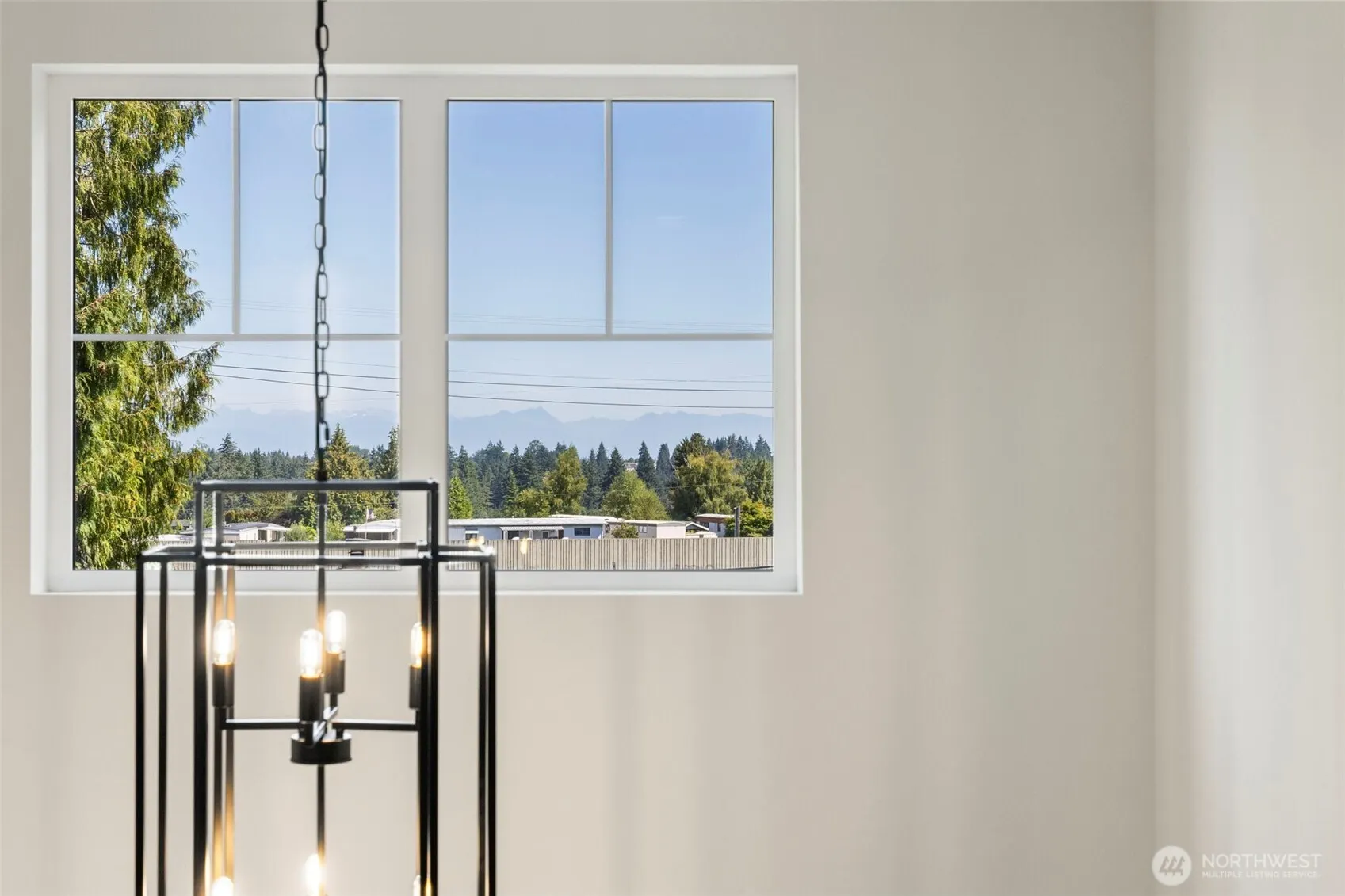 13332 Lake Road , Lynnwood, WA 98087