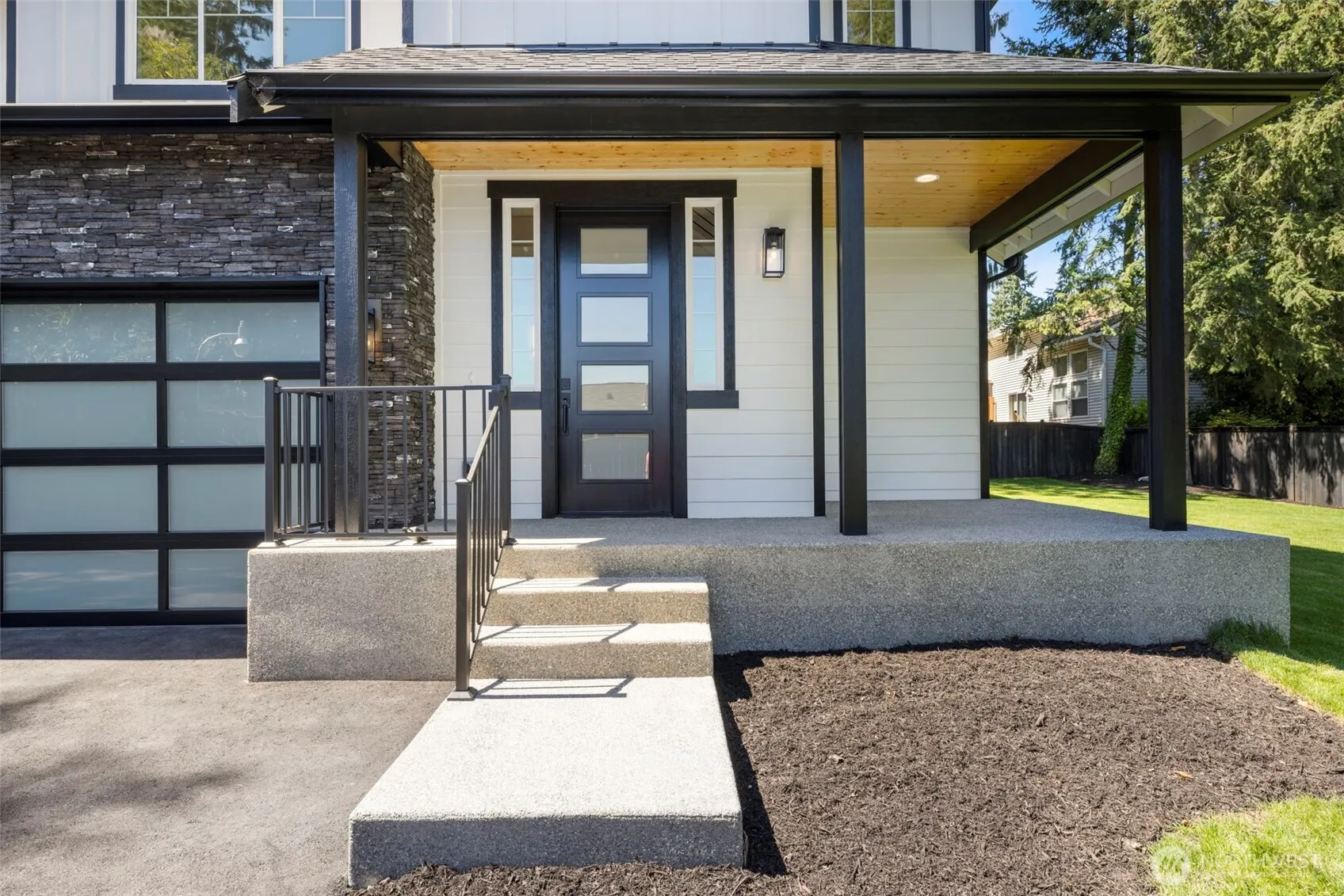 13332 Lake Road , Lynnwood, WA 98087