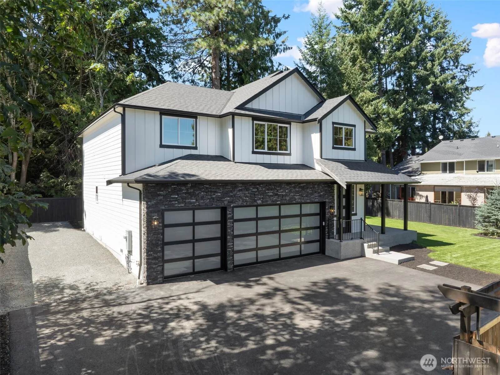 13332 Lake Road , Lynnwood, WA 98087