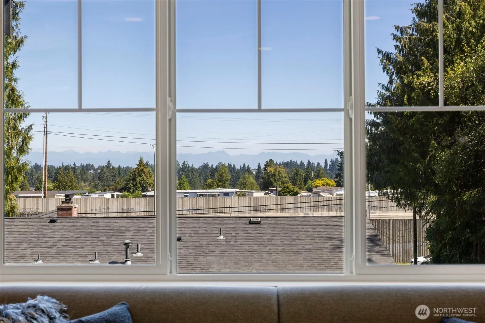 13332 Lake Road , Lynnwood, WA 98087